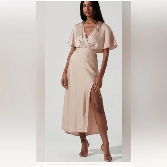 Astr | Dresses | Astr Satin Flutter Sleeve Midi Dress Size S Champagne Rose  | Poshmark